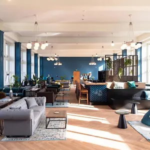 Hotel apartamentowy Phnx